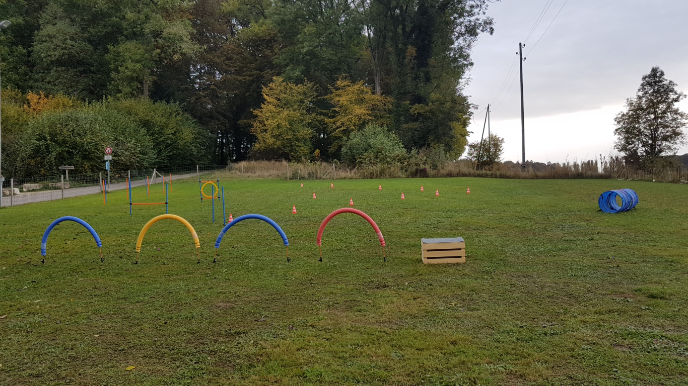 Platz mit Parcors